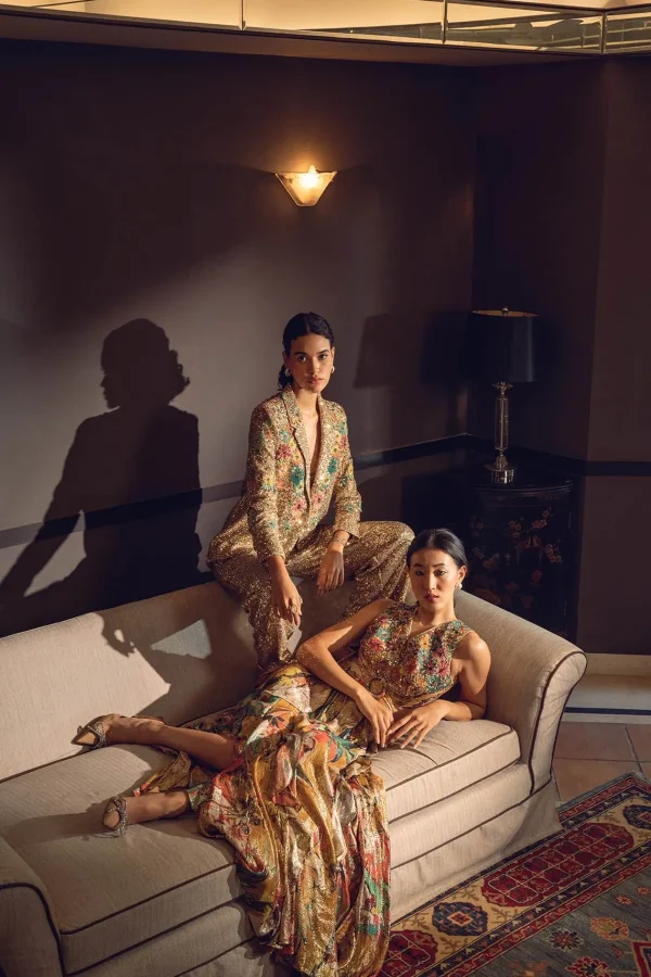 RANNA GILL Alish Pekh In Roma 3D Embroidered Sequin Jacket Golden Sale